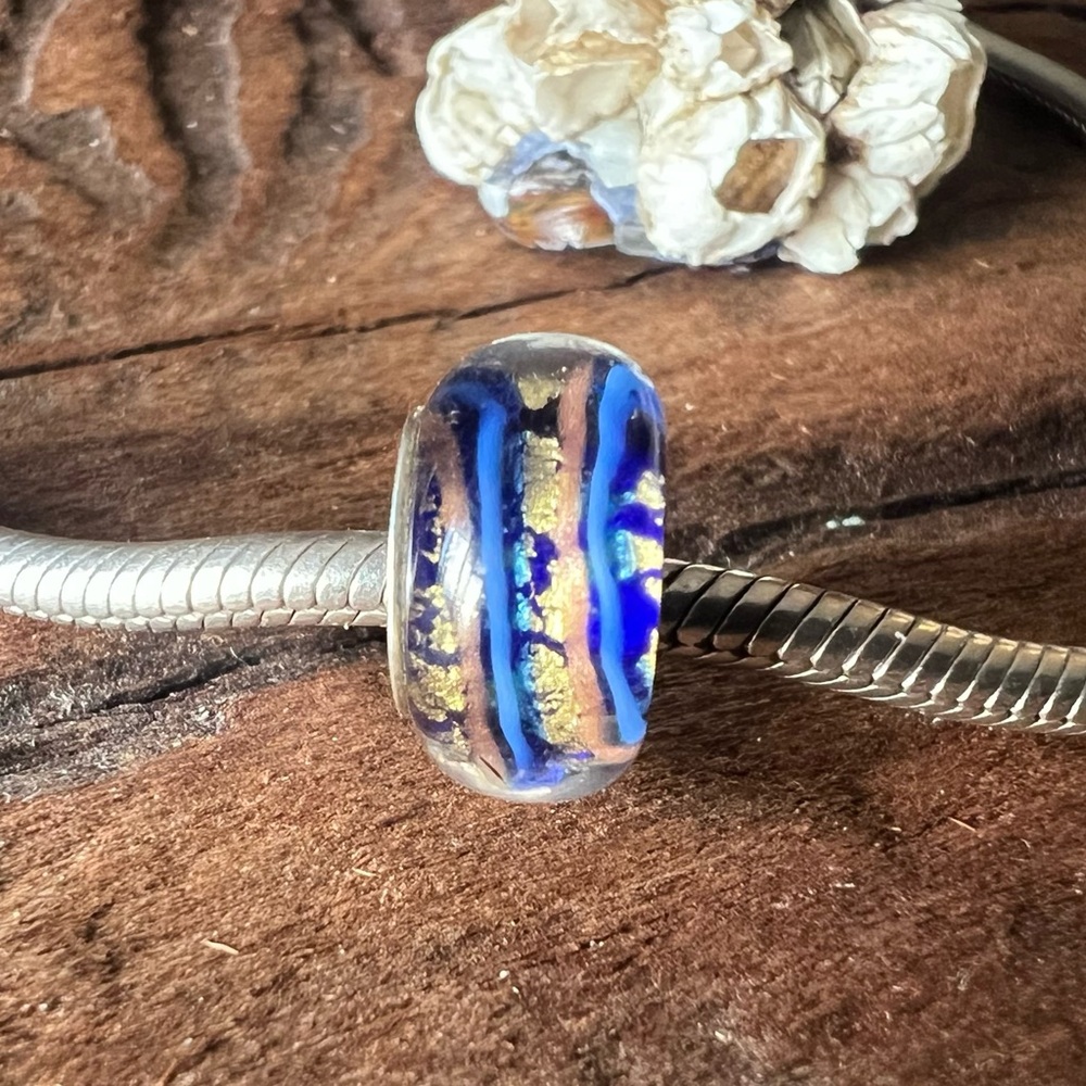 Chamilia Electric Blue Murano Glass Bead Charm Gold Stripes Waves Silver Beach